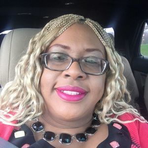 Meet your Posher, Cassandra